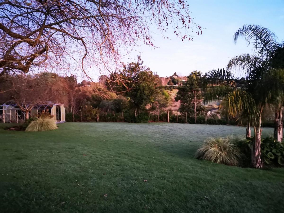 River Side Lodge Whakamarama Exterior foto